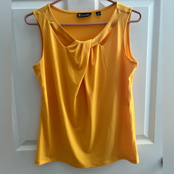 Work Shirt, Tops for Work, Spring Top in Yellow - Picture 1 of 3
